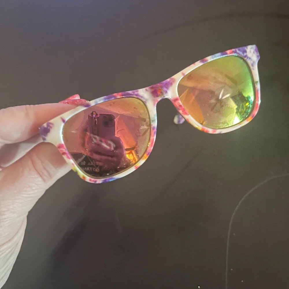 Foster Grant Tie Died Kids Sun Glasses Childs